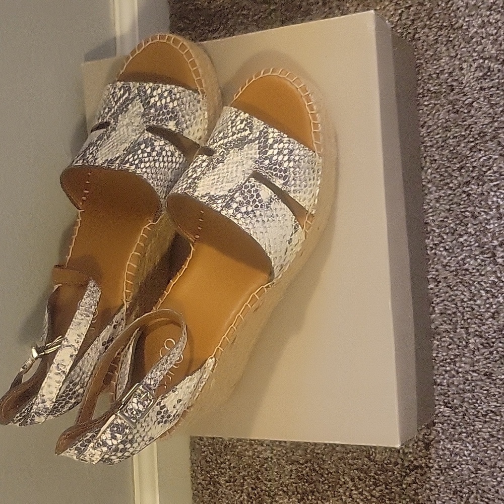 Women's sandles